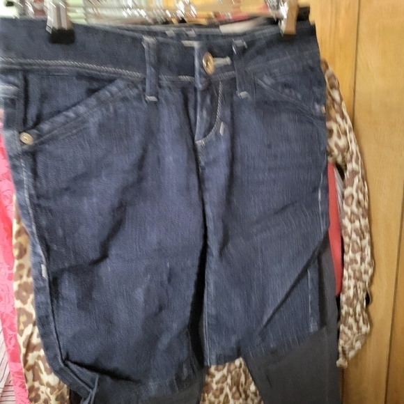 DKNY Bermuda Dark Wash Denim Shorts Cotton Blend Y2K Style Size 24 - Picture 4 of 12